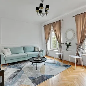 Apartment Dlugi Targ Street, Main Old Town & Riverside By Downtown, Gdansk